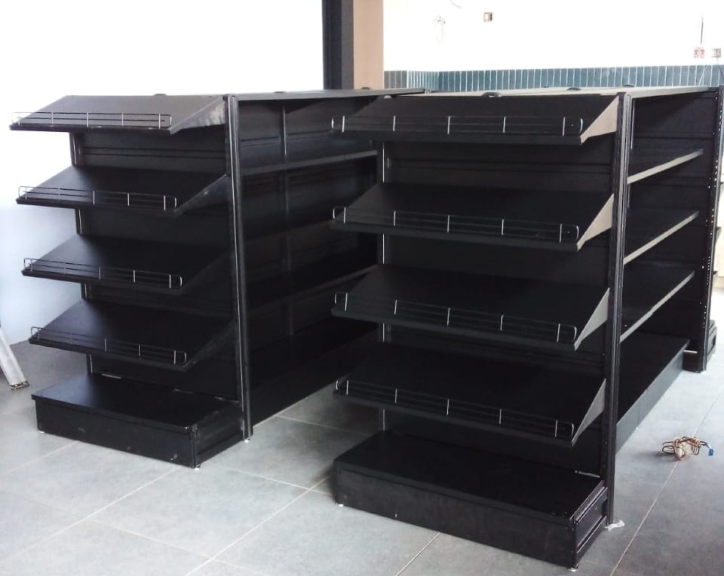 Gondola Shelving Unit 4